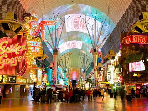 The 12 Best Things to Do in Vegas (Besi.